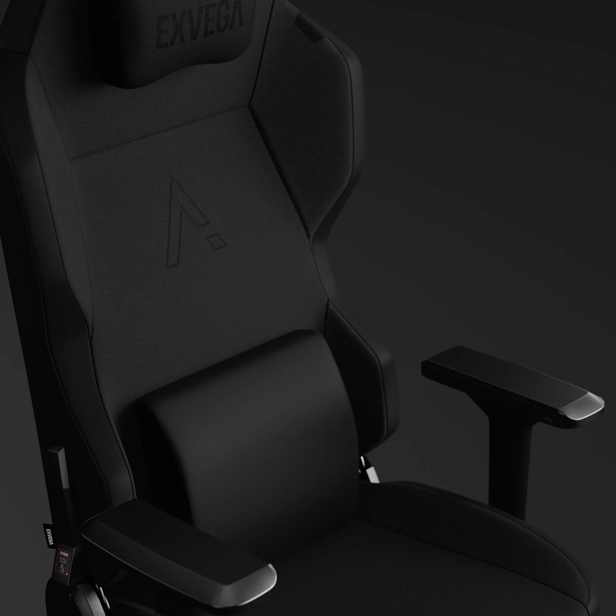 Siyah Exvega Andromeda Pro oyuncu koltuğu, ergonomik tasarım ve konfor sağlayan yarış tarzı gaming koltuğu.